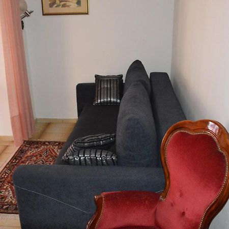 Residence Mira Porec Bagian luar foto